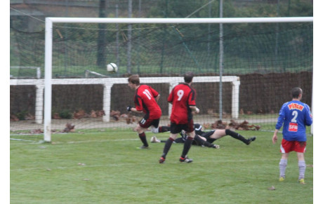 LA MOTTE DIFFICILEMENT MAIS LOGIQUEMENT