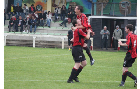 COMMENT SAMUEL EXPRIME SA JOIE?